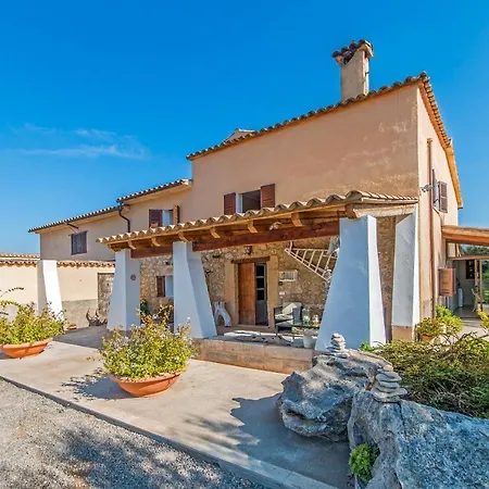 Villa Sleeps 12 With Pool Air Con And Wifi