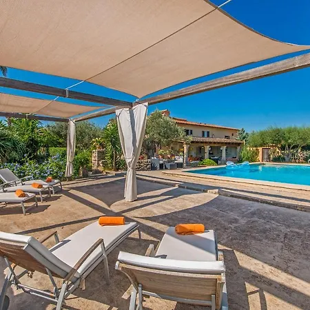 Sleeps 12 With Pool Air Con And Wifi Villa